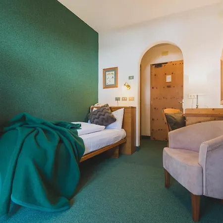 Bed & Breakfast Garni Campitello 3*